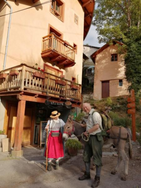 Отель Eco-hôtel et Yourtes du Mercantour  Гийом